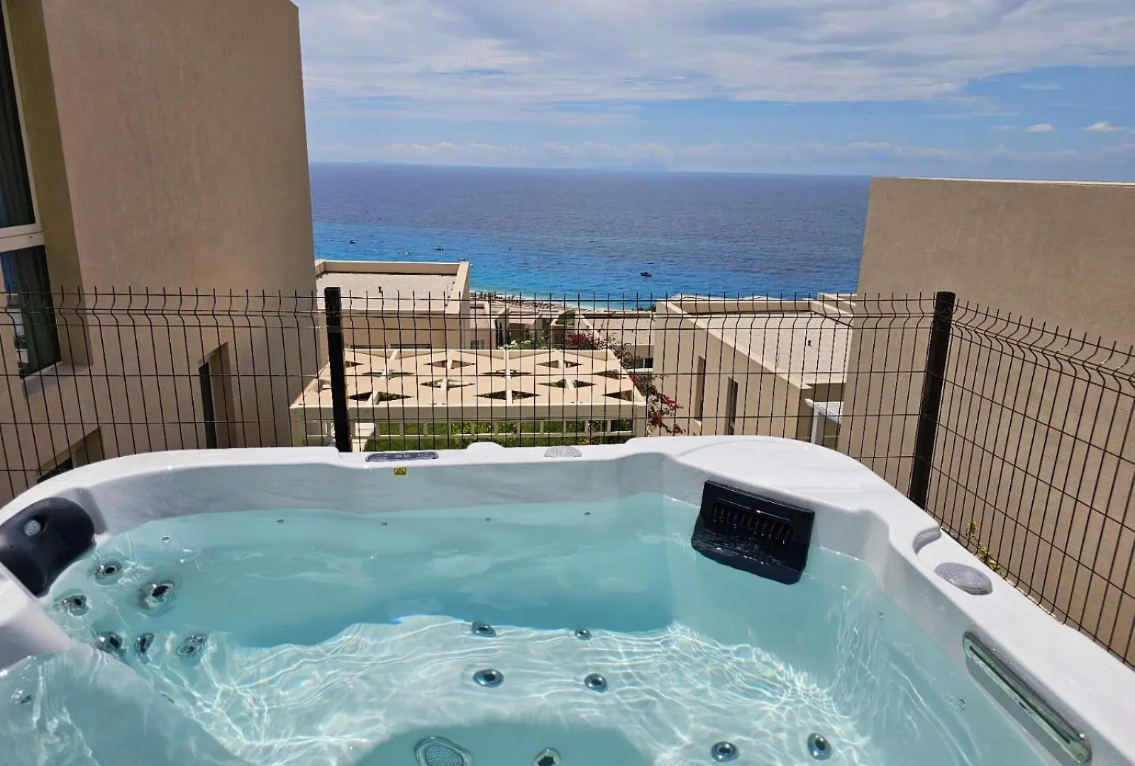 Palase Jacuzzi Apartment 157-D Gc 0*,