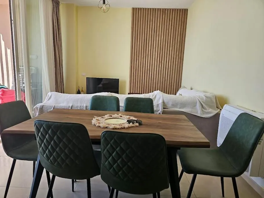 Palase Jacuzzi Apartment 157-D Gc Albania